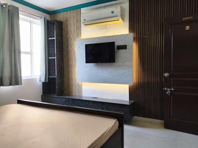 Bedroom Image of 1040 Sq.ft 2 BHK Apartment / Flat for rent in Logix Blossom Greens, Sector 143 Noida for Rs. 42500