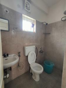 Bathroom Image of 750 Sq.ft 1 BHK Apartment / Flat for rent in Indira Nagar Bengaluru for Rs. 45000