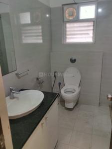 Bathroom Image of 4500 Sq.ft 4.5 BHK Villa for rent in Ramky Tranquillas, Kismatpur Hyderabad for Rs. 85000