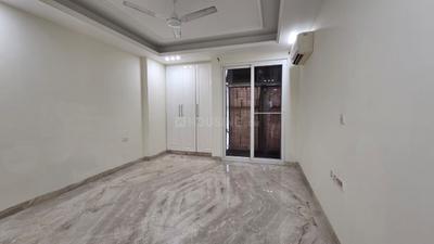 Bedroom Image of 1001 Sq.ft 2 BHK Independent House for rent in RWA Lajpat Nagar 4 Colonies, Lajpat Nagar New Delhi for Rs. 58500