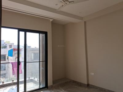 Bedroom Image of 1350 Sq.ft 3 BHK Builder Floor for sale in CA Apartment, Paschim Vihar New Delhi for Rs. 28000000