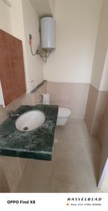 Bathroom Image of 1356 Sq.ft 2 BHK Apartment / Flat for sale in Jaypee The Pavilion Court, Sector 128 Noida for Rs. 11800000