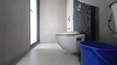 Bathroom Image of 550 Sq.ft 1 BHK Apartment / Flat for sale in Lodha Splendora Platino B, Thane West Thane for Rs. 5600000
