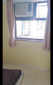 Bedroom Image of 750 Sq.ft 2 BHK Apartment / Flat for rent in Sameer Building, Andheri West Mumbai for Rs. 70000