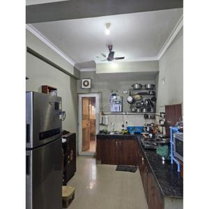 Kitchen Image of 1359 Sq.ft 3 BHK Apartment / Flat for sale in Paramount Floraville, Sector 137 Noida for Rs. 16500000