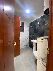 Image of 1800 Sq.ft 3 BHK Apartment / Flat for rent in LDA Colony, Lucknow for Rs. 25000
