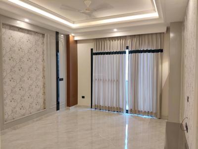 Living Room Image of 2400 Sq.ft 4 BHK Builder Floor for sale in Ansal Esencia Sector 67, Sector 67 Gurgaon for Rs. 31000000