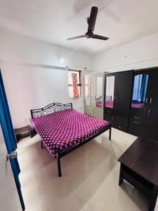 Bedroom Image of 570 Sq.ft 1 BHK Apartment / Flat for rent in Magarpatta Heliconia, Hadapsar Pune for Rs. 27500