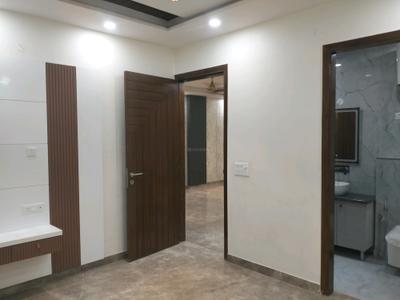 Bedroom Image of 1800 Sq.ft 3 BHK Builder Floor for sale in Vikaspuri Luxury Homes, Vikaspuri New Delhi for Rs. 40000000