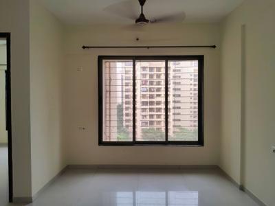 Living Room Image of 950 Sq.ft 2 BHK Apartment / Flat for rent in Bhoomi Acres, Hiranandani Estate Thane for Rs. 32000