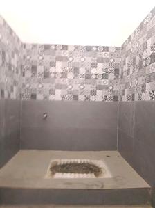 Common Bathroom Image of 1054 Sq.ft 2 BHK Apartment / Flat for sale in Vyasarpadi Chennai for Rs. 6999999