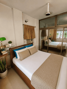Bedroom Image of 800 Sq.ft 2 BHK Apartment / Flat for sale in Andheri West Mumbai for Rs. 21000000