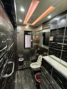 Bathroom Image of 2200 Sq.ft 4 BHK Apartment / Flat for sale in Veena Sky Heights, Borivali West Mumbai for Rs. 65000000