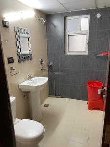 Bathroom Image of 2725 Sq.ft 4 BHK Apartment / Flat for sale in Spaze Privvy The Address, Sector 93 Gurgaon for Rs. 29500000