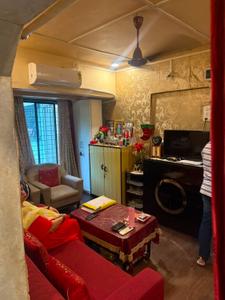 Hall Image of 580 Sq.ft 1 BHK Apartment / Flat for sale in Yamuna Nagar Society, Andheri West Mumbai for Rs. 12000000