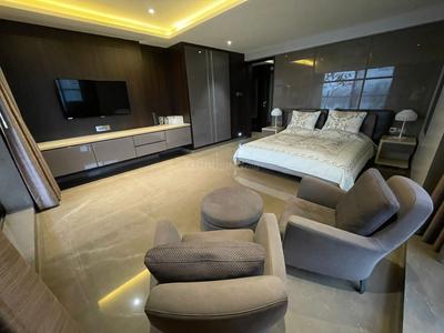6 BHK Flat