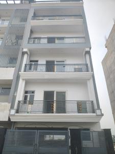 2.5 BHK Independent Builder Floor