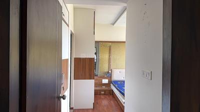 Bedroom Image of 1080 Sq.ft 2 BHK Apartment / Flat for rent in Adani The Meadows, Shantigram Ahmedabad for Rs. 34999