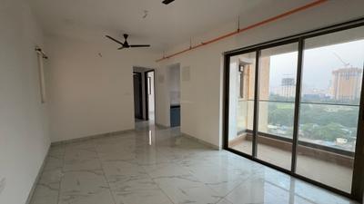 Living Room Image of 950 Sq.ft 2 BHK Apartment / Flat for rent in Raymond Realty Ten X Habitat, Thane West Thane for Rs. 42000