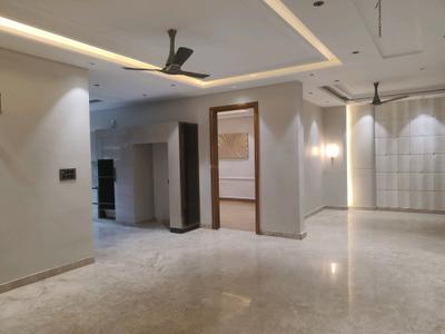 Living Room Image of 4200 Sq.ft 4 BHK Builder Floor for sale in Ridhi Signature Floors 358 Sqyd, Sector 21C Faridabad for Rs. 34500000