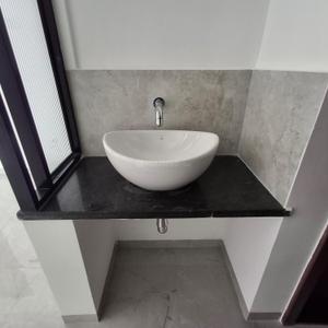 Bathroom Image of 1310 Sq.ft 3 BHK Apartment / Flat for sale in Unique Youtopia Phase I, Kharadi Pune for Rs. 14700000