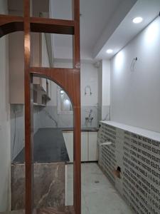Kitchen Image of 1050 Sq.ft 2 BHK Apartment / Flat for sale in Sector 73 Noida for Rs. 4200000