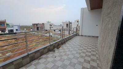 Balcony Image of 2000 Sq.ft 3 BHK Duplex for sale in Kamal Vihar Raipur for Rs. 6600000