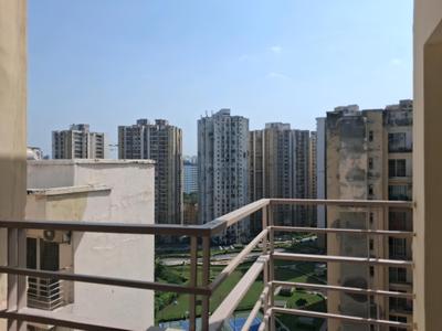 Bedroom Two Image of 925 Sq.ft 2 BHK Apartment / Flat for sale in Paras Tierea, Sector 137 Noida for Rs. 8000000