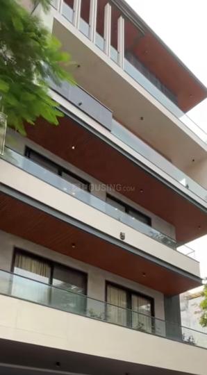 F Block, Sector 44 Main Image 1