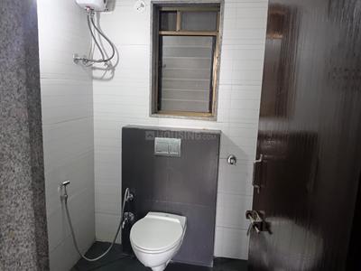 Bathroom Image of 1200 Sq.ft 3 BHK Apartment / Flat for rent in Indira Nagar Nashik for Rs. 30000