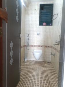 Common Bathroom Image of 1500 Sq.ft 3 BHK Apartment / Flat for sale in Sanpada Navi Mumbai for Rs. 37500000