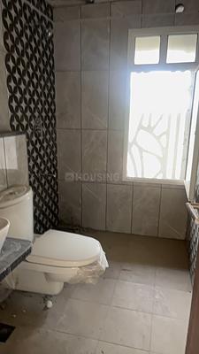 Bathroom Image of 640 Sq.ft 1 BHK Apartment / Flat for sale in Eden Park At The Prestige City, Sarjapur Bengaluru for Rs. 8100000