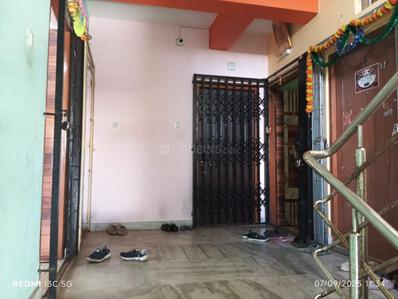Image of 800 Sq.ft 2 BHK Apartment / Flat for rent in Paschim Putiary, Kolkata for Rs. 16500