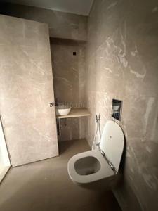 Image of 1001 Sq.ft 2 BHK Apartment / Flat for sale in Andheri West, Mumbai for Rs. 21500000