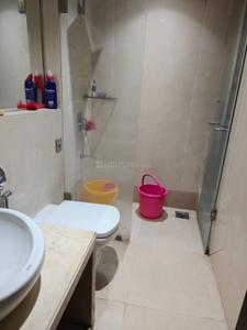 Bathroom Image of 900 Sq.ft 2 BHK Apartment / Flat for rent in RNA Continental, Chembur Mumbai for Rs. 96000
