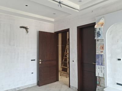 Bedroom Image of 1800 Sq.ft 3 BHK Builder Floor for sale in Paschim Vihar New Delhi for Rs. 40000000