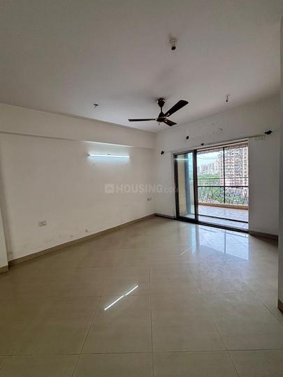 NRI COMPLEX PHASE 1 Main Image 1