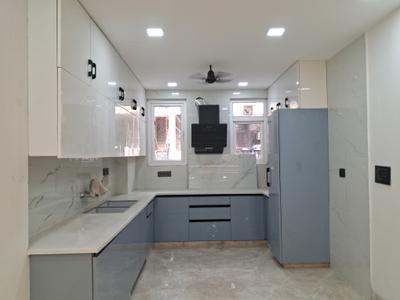 Kitchen Image of 1350 Sq.ft 3 BHK Builder Floor for sale in Paschim Vihar New Delhi for Rs. 26000000