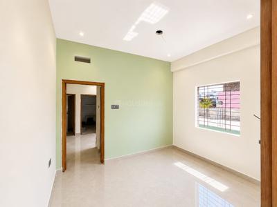 Bedroom Image of 650 Sq.ft 2 BHK Builder Floor for rent in Kanauji Kachuara Patna for Rs. 9500