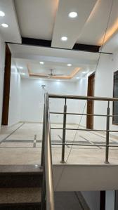 Hall Image of 5000 Sq.ft 5 BHK Independent House for rent in Sector 39 Noida for Rs. 140000