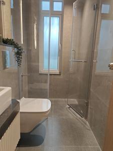 Common Bathroom Image of 1200 Sq.ft 3 BHK Apartment / Flat for rent in Purva Clermont Wing A, Chembur Mumbai for Rs. 120000