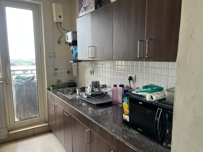 Kitchen Image of 850 Sq.ft 2 BHK Apartment / Flat for rent in MGH Mulberry County, Sector 70 Faridabad for Rs. 16000