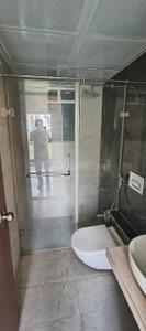 Bathroom Image of 780 Sq.ft 1.5 BHK Apartment / Flat for sale in Dosti West County Oak, Thane West Thane for Rs. 9500000