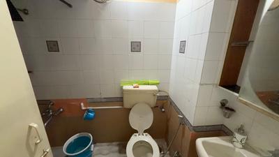 Kumar Park Bathroom Two 3