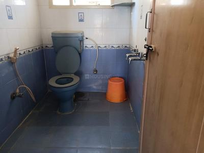 Bathroom Image of 600 Sq.ft 1 BHK Apartment / Flat for rent in Koramangala Bengaluru for Rs. 25000