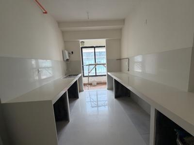 Kitchen Image of 2000 Sq.ft 4 BHK Apartment / Flat for sale in Kalpataru Magnus, Bandra East Mumbai for Rs. 105000000