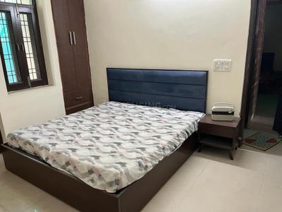 Bedroom Image of 3500 Sq.ft 3 BHK Builder Floor for rent in Sector 50 Noida for Rs. 90000