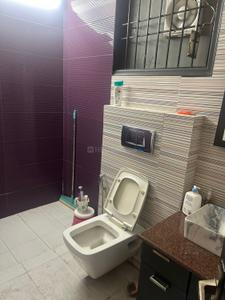 Bathroom Image of 2500 Sq.ft 3 BHK Builder Floor for rent in Sector 50 Gurgaon for Rs. 55000