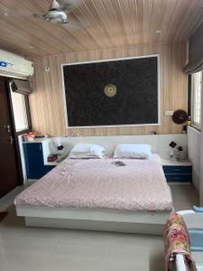 Bedroom Image of 1980 Sq.ft 3 BHK Apartment / Flat for rent in Vastral Ahmedabad for Rs. 30000