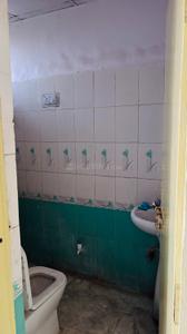 Bathroom Image of 1000 Sq.ft 2 BHK Apartment / Flat for rent in Chinhat Lucknow for Rs. 13000